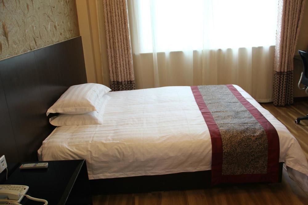 شي نان Super 8 Hotel المظهر الخارجي الصورة