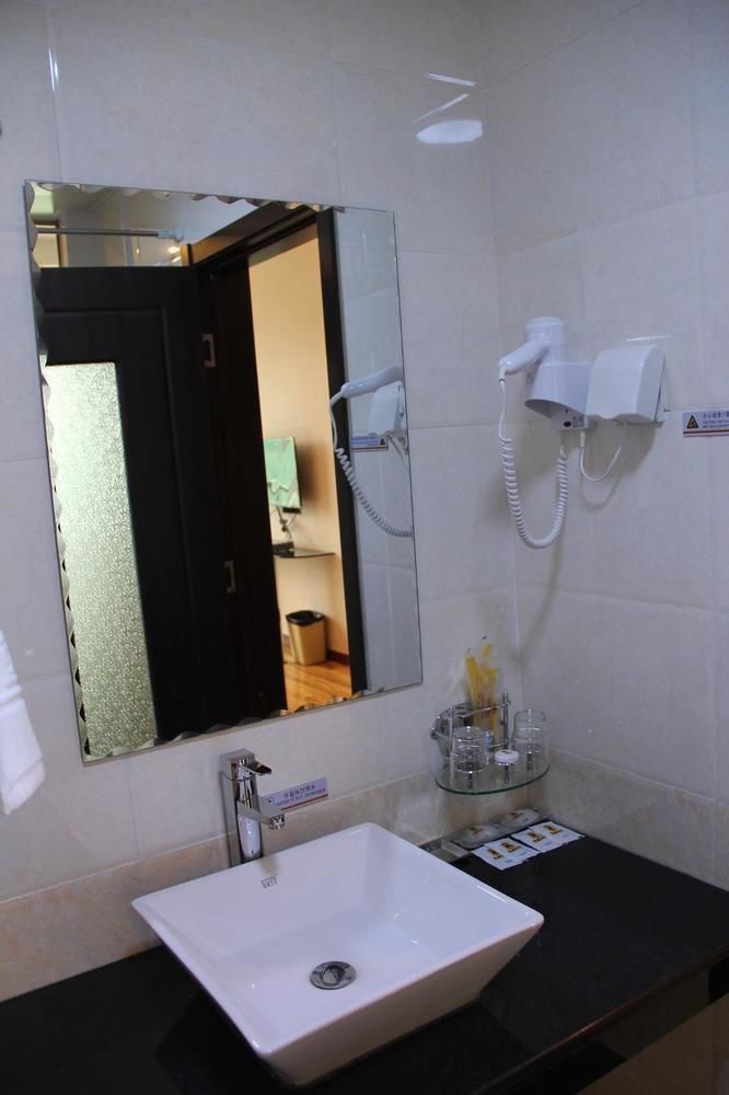 شي نان Super 8 Hotel المظهر الخارجي الصورة
