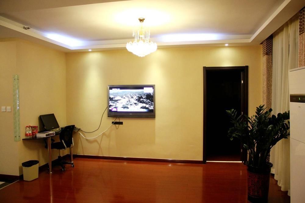 شي نان Super 8 Hotel المظهر الخارجي الصورة